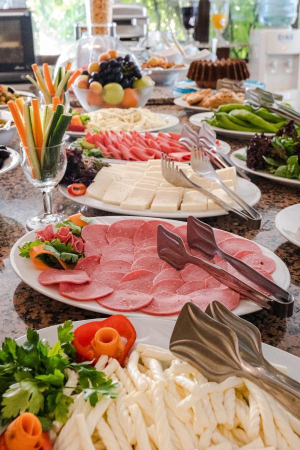 şebnem Hotel 3*